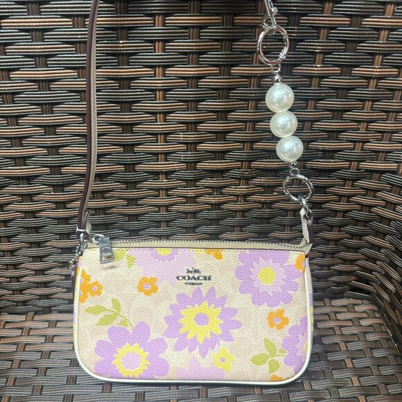 coach Nolita 19 In Signature Canvas With Floral Print cbm73 - Picture 1 of 8